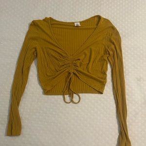 Pac Sun ribbed long sleeve, middle tie top. Size small